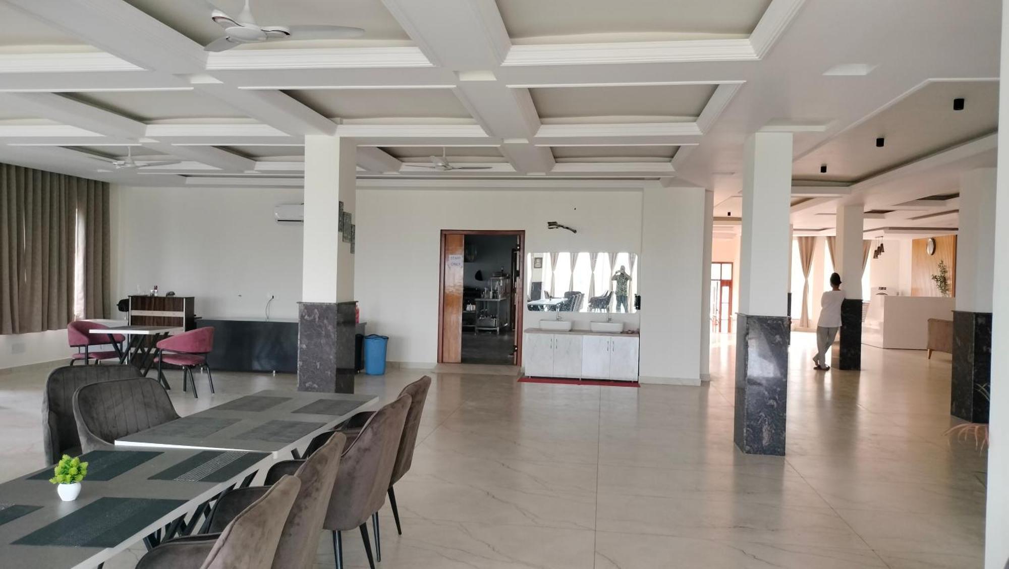 Govind Sagar View Hotel & Restaurant Bilaspur  Экстерьер фото